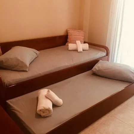 Mola Kalyva, Kaloytsikos Kassandra Chalkidiki * Moles Kalyves